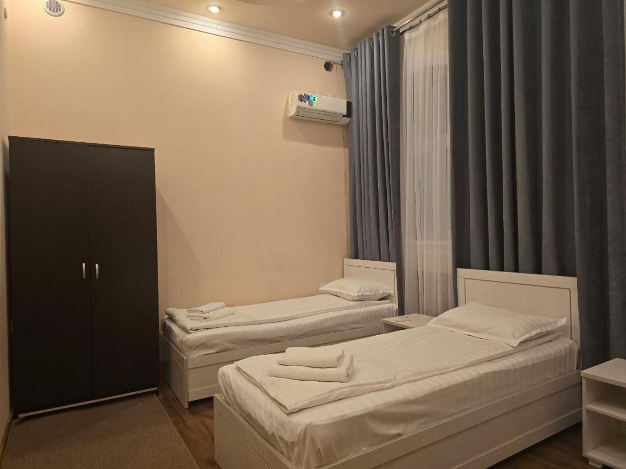 Guesto Hostel タシュケント エクステリア 写真