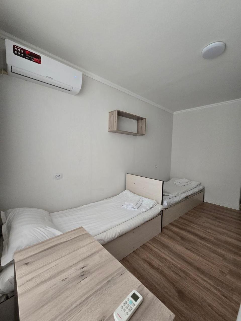 Guesto Hostel タシュケント エクステリア 写真