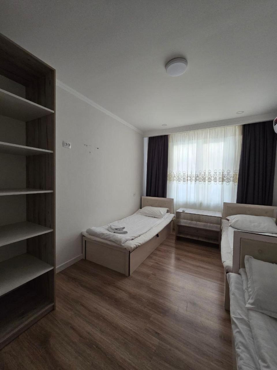 Guesto Hostel タシュケント エクステリア 写真