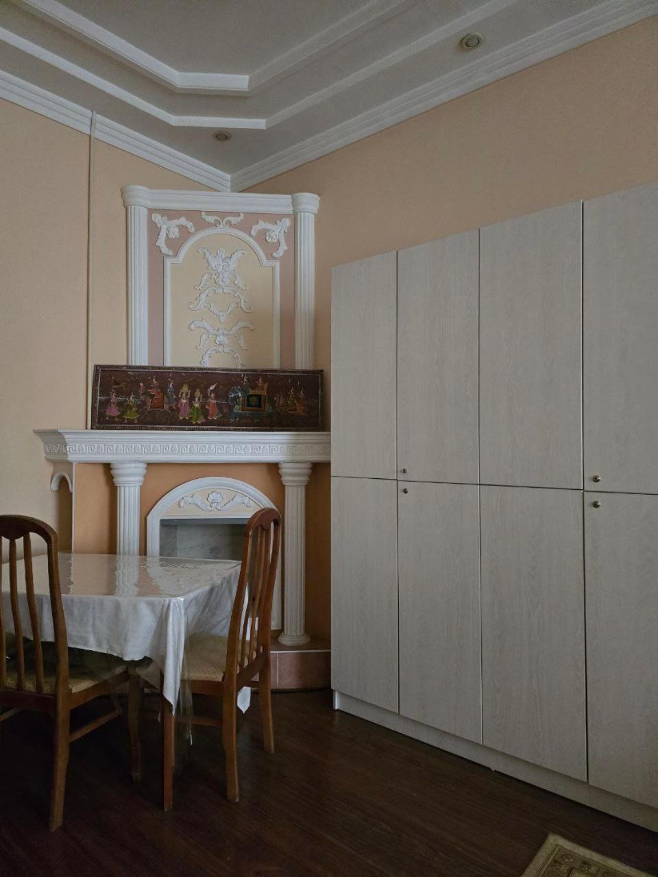 Guesto Hostel タシュケント エクステリア 写真