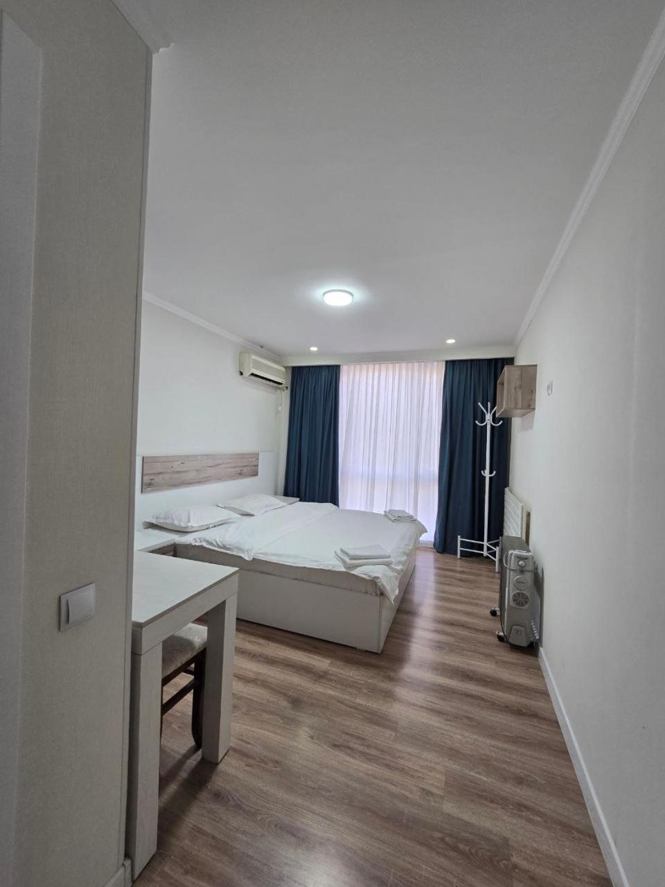Guesto Hostel タシュケント エクステリア 写真